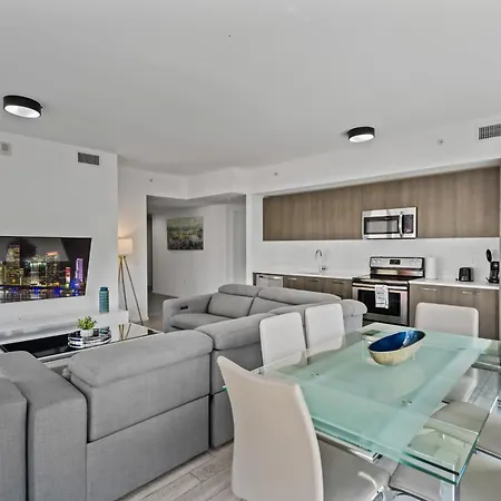 Amazing Location In The Heart Of Miami Apartment
